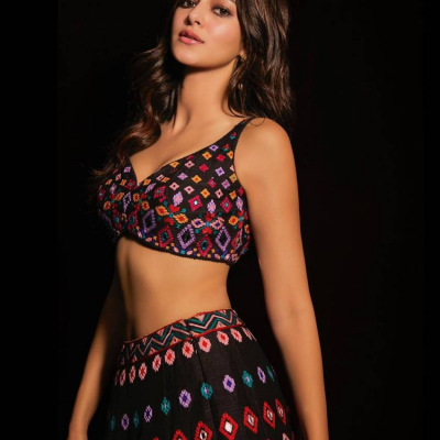 Ananya-Panday-96